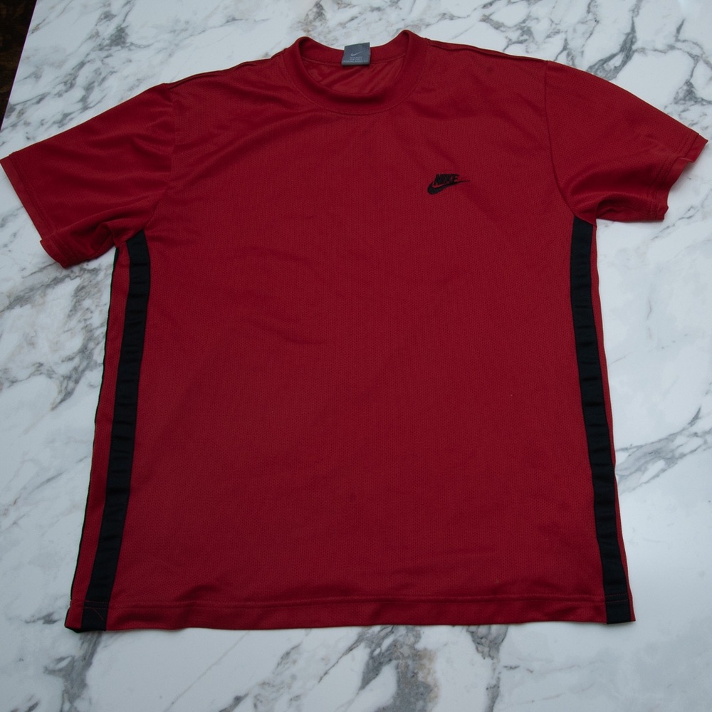 Mens Nike Dri-Fit Red Black Stripe Mesh Sports Athletic Short Sleeve Shirt Large
